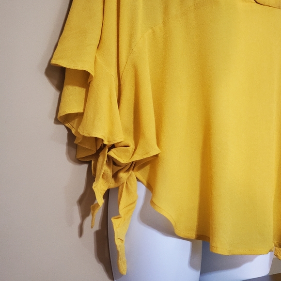 Ruffle Poncho Style Top - Picture 5 of 9